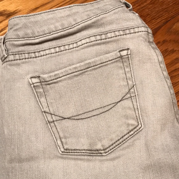 Jeans - Picture 2 of 3